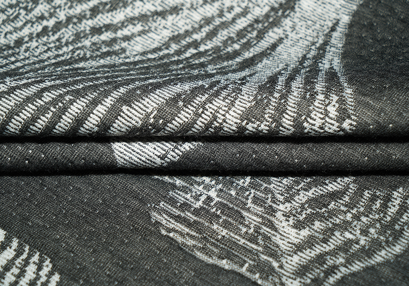  Mattresses are usually made of woven fabrics, known as damask